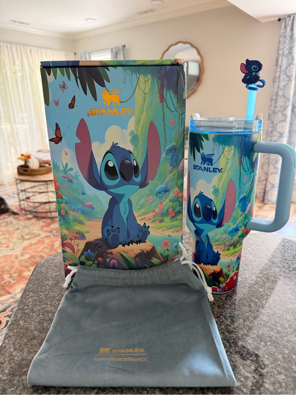 Stanly x Disney Lilo & Stitch 40oz Quencher H2.0 Tumbler Limited Edition NIB